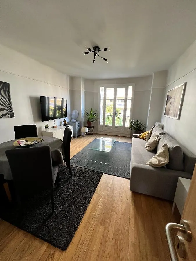 Grand F2 Vue Sur La Maison De Georges Brassens Apartman Párizs